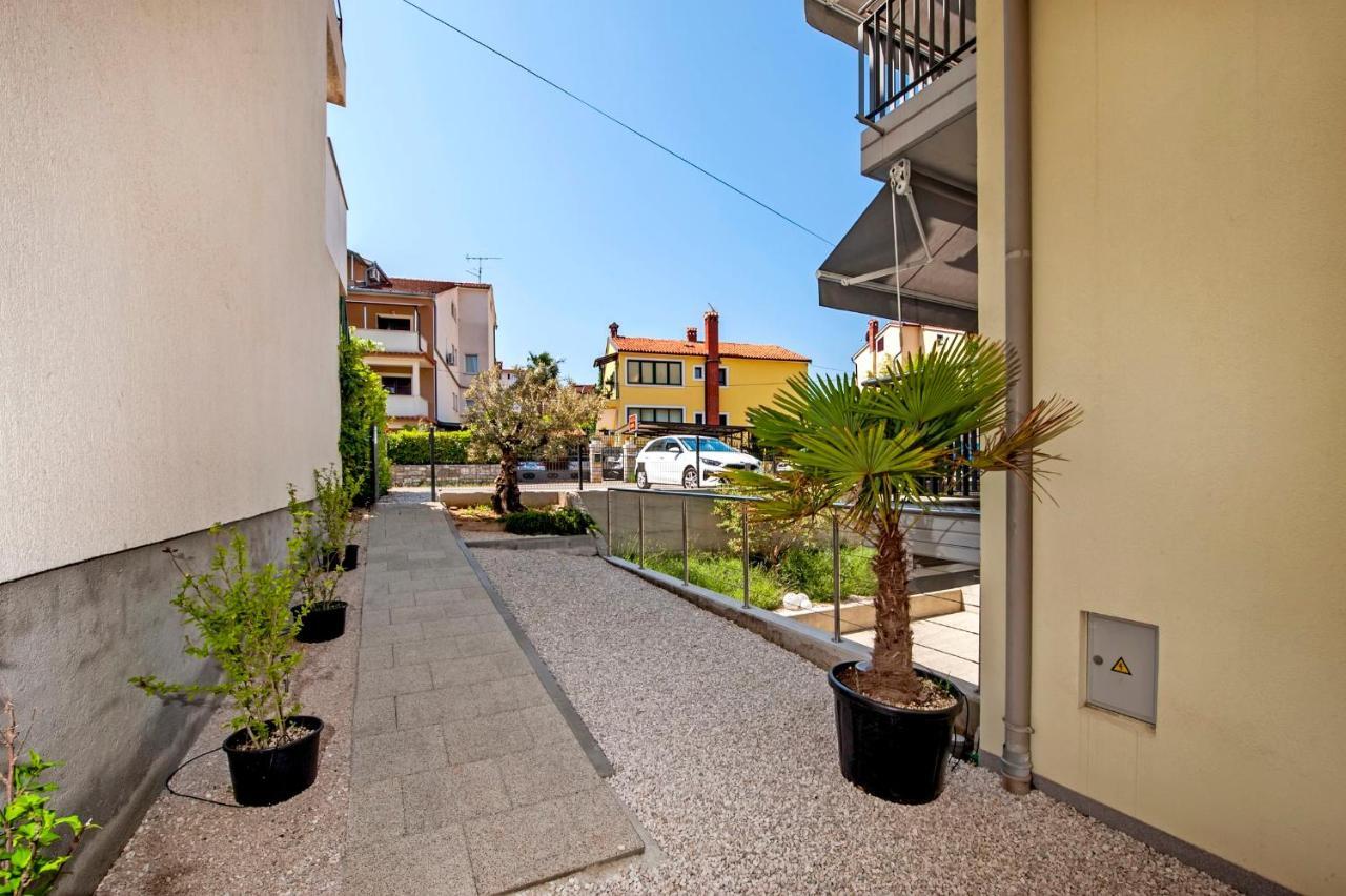 Apartments Anamar Rovinj Exterior foto